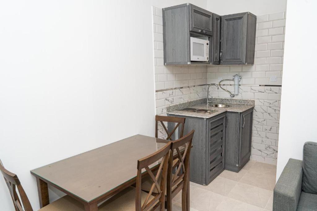 Atlantis International Hotel Apartments Kuwait City Luaran gambar